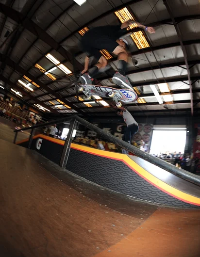 <!-- tampapro2014qualifiersaaronandfrank -->

Nyjah Huston was one of the two golden ticket winners at today's qualifiers-- that means he's going straight to the finals tomorrow. Here's Nyjah on a kickflip from the bank to 50-50 down the rail.