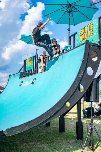 Marse had this nosegrind dialed. In and out with perfection.


<!--floridagrovesfest23-->