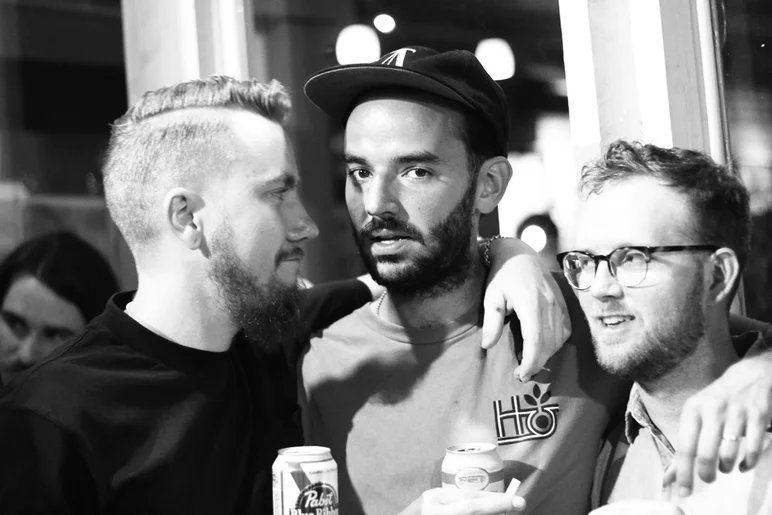 <!--sunnightpro15-->

A few drinks and a few close talkers. Mikah Collins, Joe Pelham, Pat Stiener.