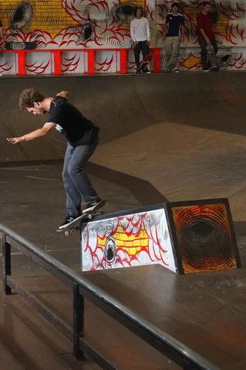 <!--schoolsoutjam18-->

Logan Kincaid : Back Smith