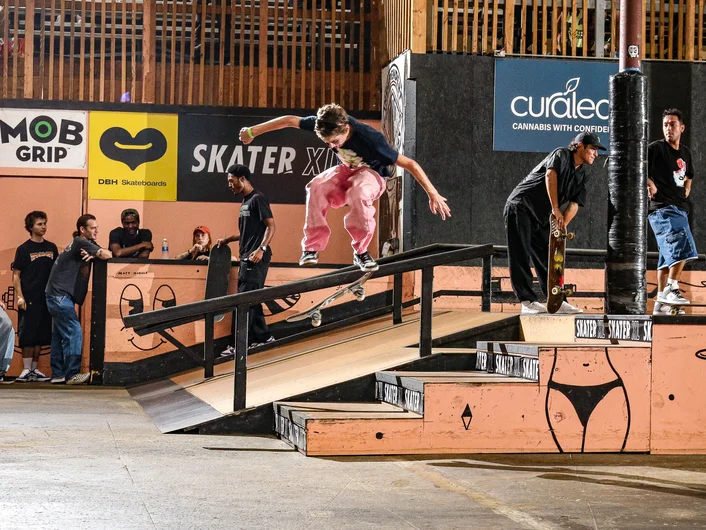 I swear this isn’t the normal size of Noah’s board. Kickflip on the Sk8Mafia mini



<!--gasgiantsdemo-->