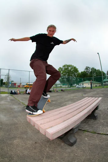 <!--lukeswedding-->

Vigilante tennis court skate session while we waited for the rental cars to arrive. Eric with a FS Crook on this bench we found.