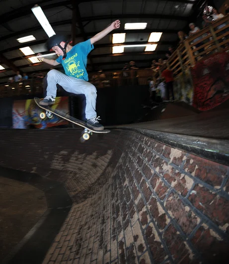 <!--bts14-->

The day started as it always does with Schaefer's favorite division, 8-and-under. This drop is over head high to a little guy like Danny Boyd here. That's a huge commitment for a 5-year-old to make! Way to go, Danny.

