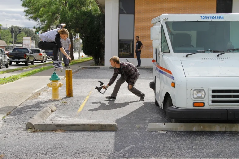 <!-- ffnwinterhavenjan14 -->
Next stop was the post office. Here's Eric Blasting an ollie over the hydrant. 