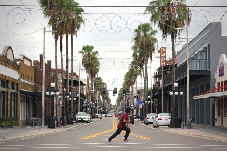 <!--veervidphotos-->

Uncle Sam in Ybor City.