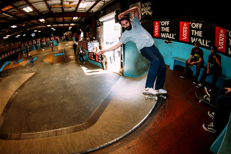 <!--cotc16-->

Chris Blake and his beard rolled-up fakie into this Frontside 5-0 through the corner for Plus Skateshop.