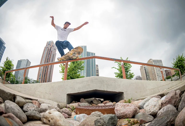 <!--da-chicago16-fri-->

Sarsycki also takes advantage and learns a new one - up n’ at em!