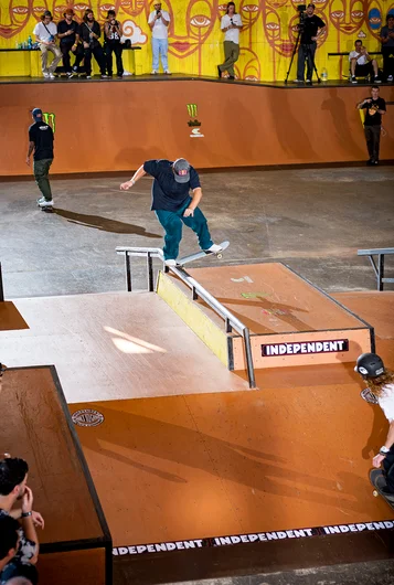 It takes a special kind of human to front blunt to front nose blunt. Jamie Foy is that human
<!--saturdaytampapro2021-->