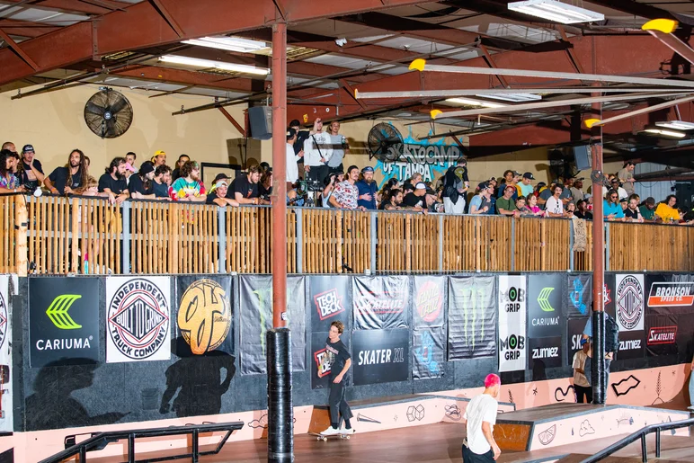 Packed o downstair and upstairs on the bleachers too. Let's go!

<!--tampapro23besttrick-->
