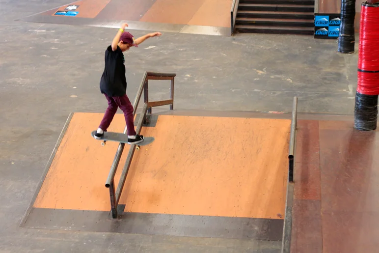 <!--sr15-->

Sid Velez came all the way from Brazil but took home 1st in his division 9-12 with this FS Boardslide.