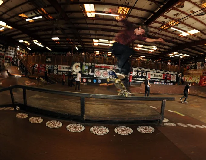 <!-- amdec13sun -->

Clive Dixon - frontside nose grind. Clive holds it down for the Skatepark of Tampa team.