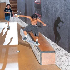 That's one wide croo