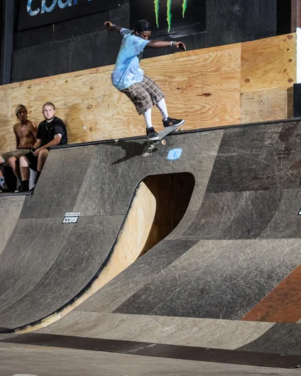 <!--hj19photos-->

Tampa Timmy : Lipslide from the Low over the Door Gap….heavy moves dude.
