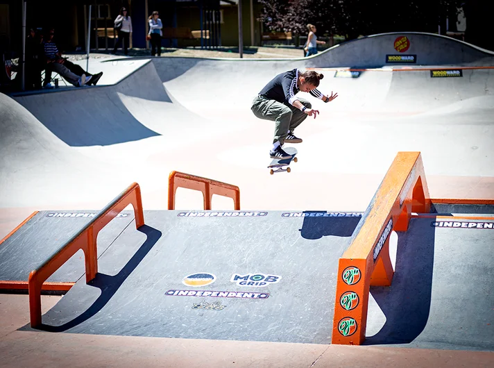 <!--daww19finals-->

Solid pop and fresh styles, Monica Torres Nollie Heelflips.
