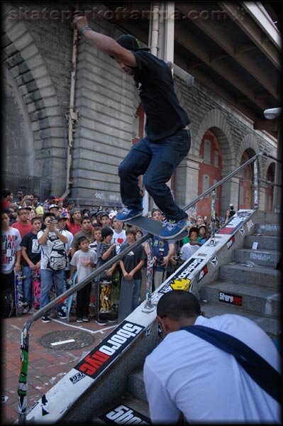 Robert Lopez-Mont Lipslide