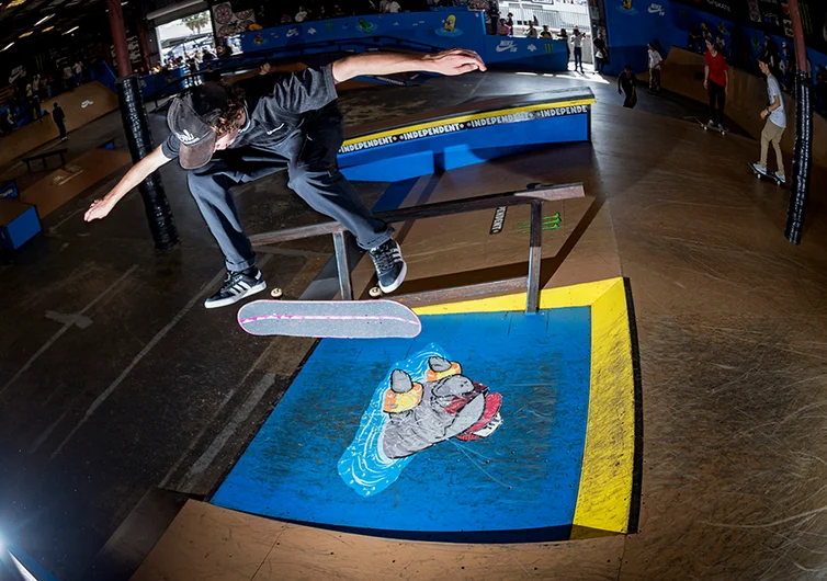 <!--am16friphotos-->

Damn Am of the year Zach Saraceno goes straight to Finals, but came out for a few tricks just to put these fools in check.