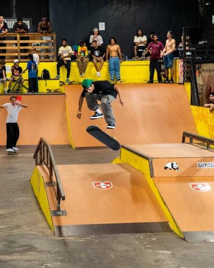 Another beautiful tre flip before Jordi secured first place in the sponsored division. <!--harvestjam21-->