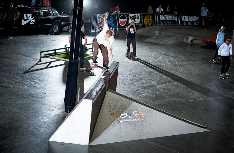 <!--dala18quals-->

Cody Jacobson, 4th Place, B/S 180 Switch Front Crook Fakie.