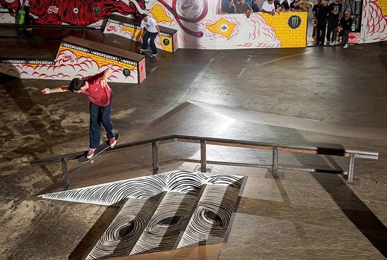 <!--am17satquals-->

Chris Colbourn follows the cookie crumb trail and hits a Gap Backside Smith on the way.