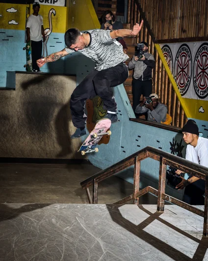 <!--primitivedemophotos-->

SWITCH HEEL BACK LIP!! dude is a machine
