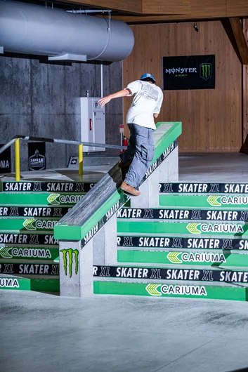 Another angle of Aimu's back Bennett grind. It was SO good!

<!--damnamjapan2023mensfinals-->