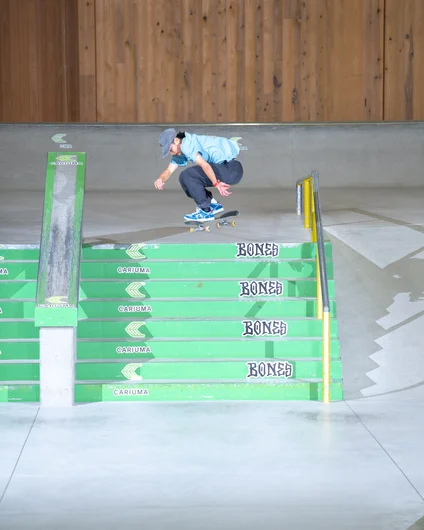 Not many kids were throwing down the set but Miyuu Ito was. Hardflip

<!--damnamjapan2022finals-->