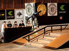 Heelflip Frontlip se