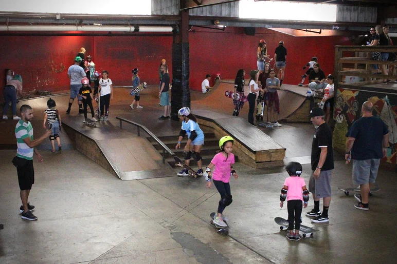 <!--vansgirlsclinic-->

As you can see, the turnout was insane! There were so many young ladies on the scene that the Kiddie course looked like an All Ages Contest.
