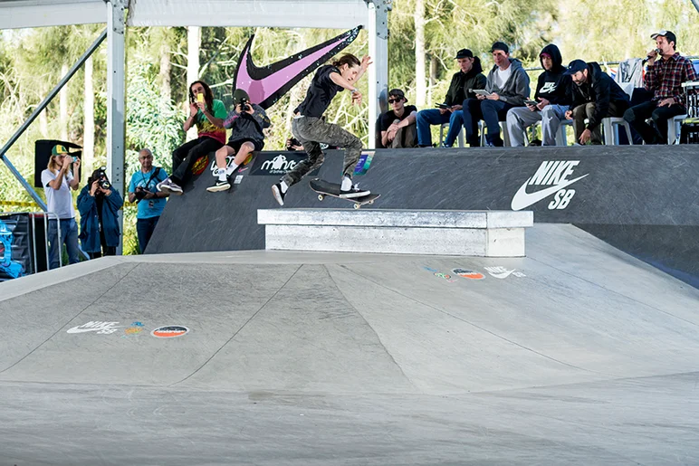 <!--daausfinals-->

Highspeed No-Comply 50 for Mash!