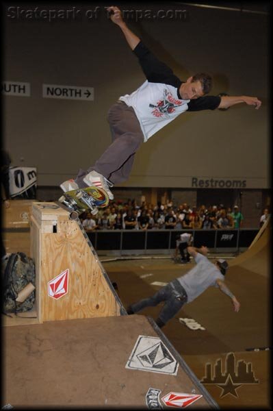 Remy Stratton - ollie up to backside 5-0