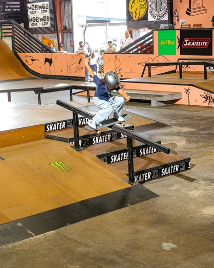 Matthew Barros just keep getting better. Boardslide the big Rail.

<!--harvestjam2023-->