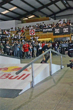 I asked Nyjah if he has ever done this bigflip frontside hurricane before, and he told me he has only done it once. What would you give that in Street League? I would say easily a 9.7.<!-- Make-A-Wish Article -->