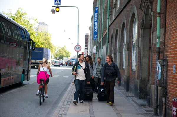 Hiking it down the streets with our luggage