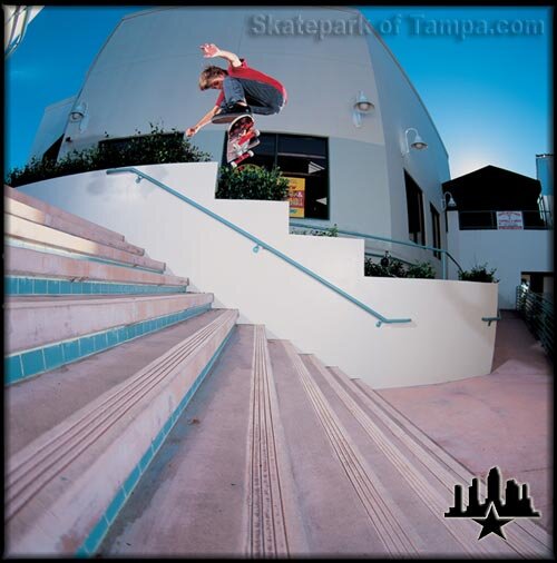 Ryan Sheckler - backside heelflip