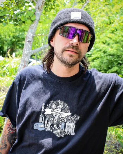 Shuvs rocking the Strangelove TFT shirt in memorial <3

<!--atl2023trip-->