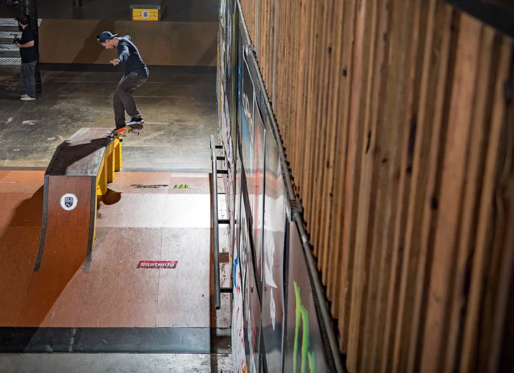 <!--am17thurs-->

Mike Piwowar finds a Front Crook on the other side of the yellow brick something or other.