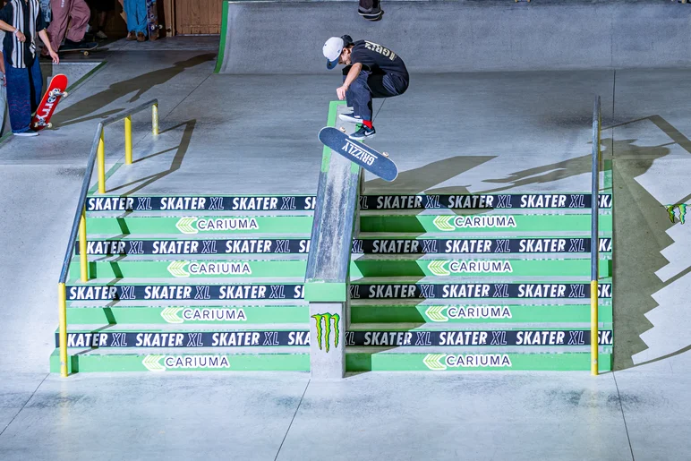 What's a best trick without someone tre flipping into a 50-50. Ashu Shigenobu did it first try.

<!--damnamjapan2023besttrick-->