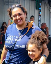 Bring a lizard to th