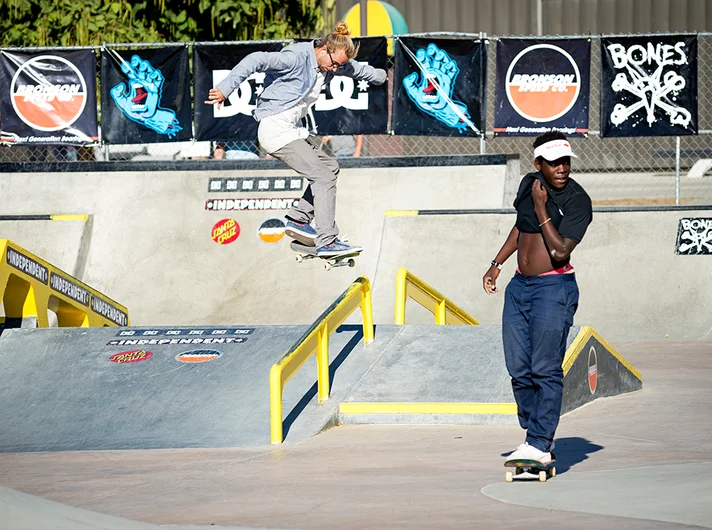 <!--daww16-finals-->

Startin’ to think Zion likes sneaking into the shots, but whatever. We love Zion, so it's all good.  We also love Ozzie's Nollie Front Boardslides.