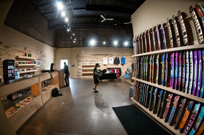 <!-- damnamfamilia14friday -->

Not only does Familia stock everything you could ever need for skateboarding, it just looks cool too.