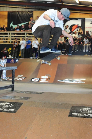 Danny Falla is here kickflipping with the whole 5Boro crew.  Thanks for coming to Tampa ya'll.<!-- Tampa Pro 2013 Skateboarding and the After-Party -->