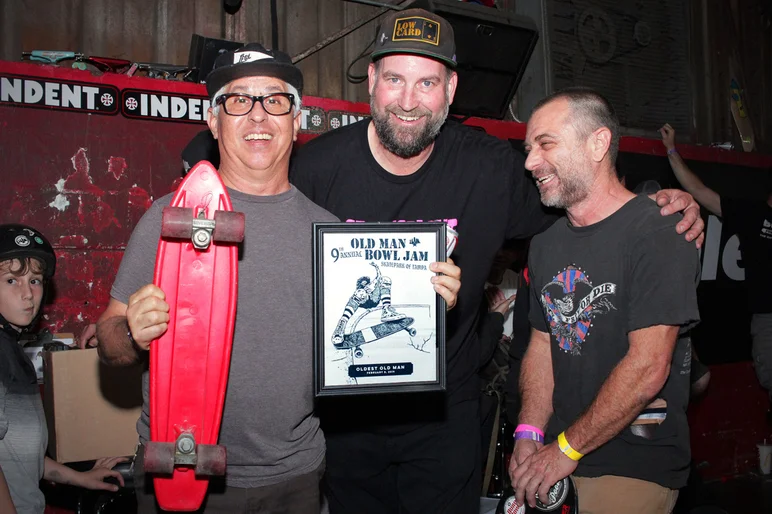 <!--ombj19photos-->

Roberto took home Oldest Old Man again! And this sick Cruiser Board.
