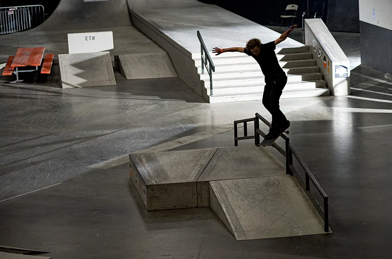 <!--dala18finals-->

Back Smith Silhouetto.

