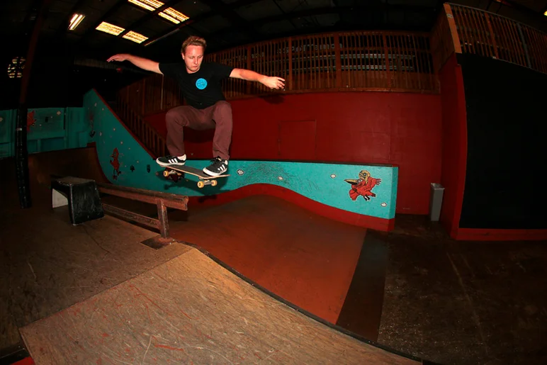 <!--eotmapr16-->
Derick Glancy is a previous EOTM award winner and the most creative skater, Ollie Bump to 50-50 down the side.