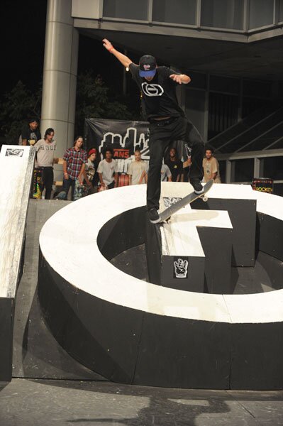 Vans Downtown Showdown: Chris Troy