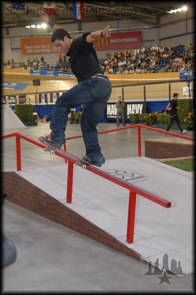 Paul Rodriguez - switch frontside blunt slide