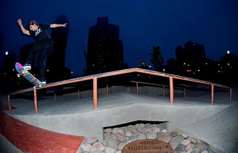 <!--dachiday2-->

Dean Paul-Denniston won a free trip out to the contest via Nike SB App, he takes advantage with a Bump To Noseblunt Slide.