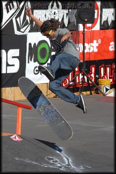 My new longboard pal, Jeremy Peckham - 360 flip