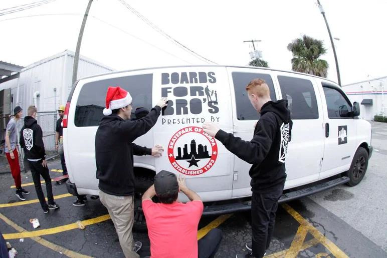 <!-- b4b2013dec -->

Boards for Bros 2013 starting off well - Sebastian, Mikah, and Brian Schaefer get the van ready for departure. 