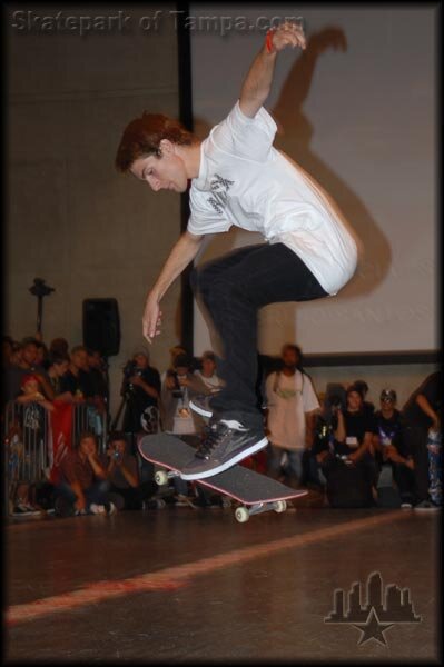 Mike Mo Capaldi - 360 flip